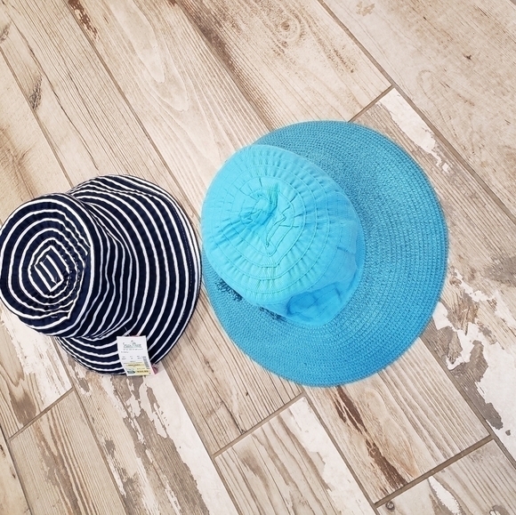 Two Floppy Sun Hats - Picture 5 of 11